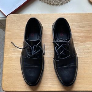 Unused Dexter and Comfort Dress shoes Damaged box, shoes are untouched